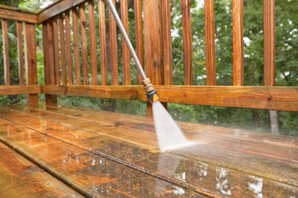 Best Driveway Pressure Washing  in Bridgehampton, NY